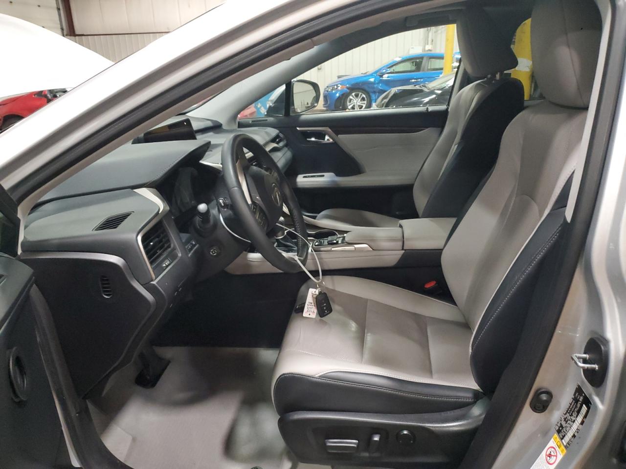 2T2BZMCA0KC174889 2019 Lexus Rx 350 Base