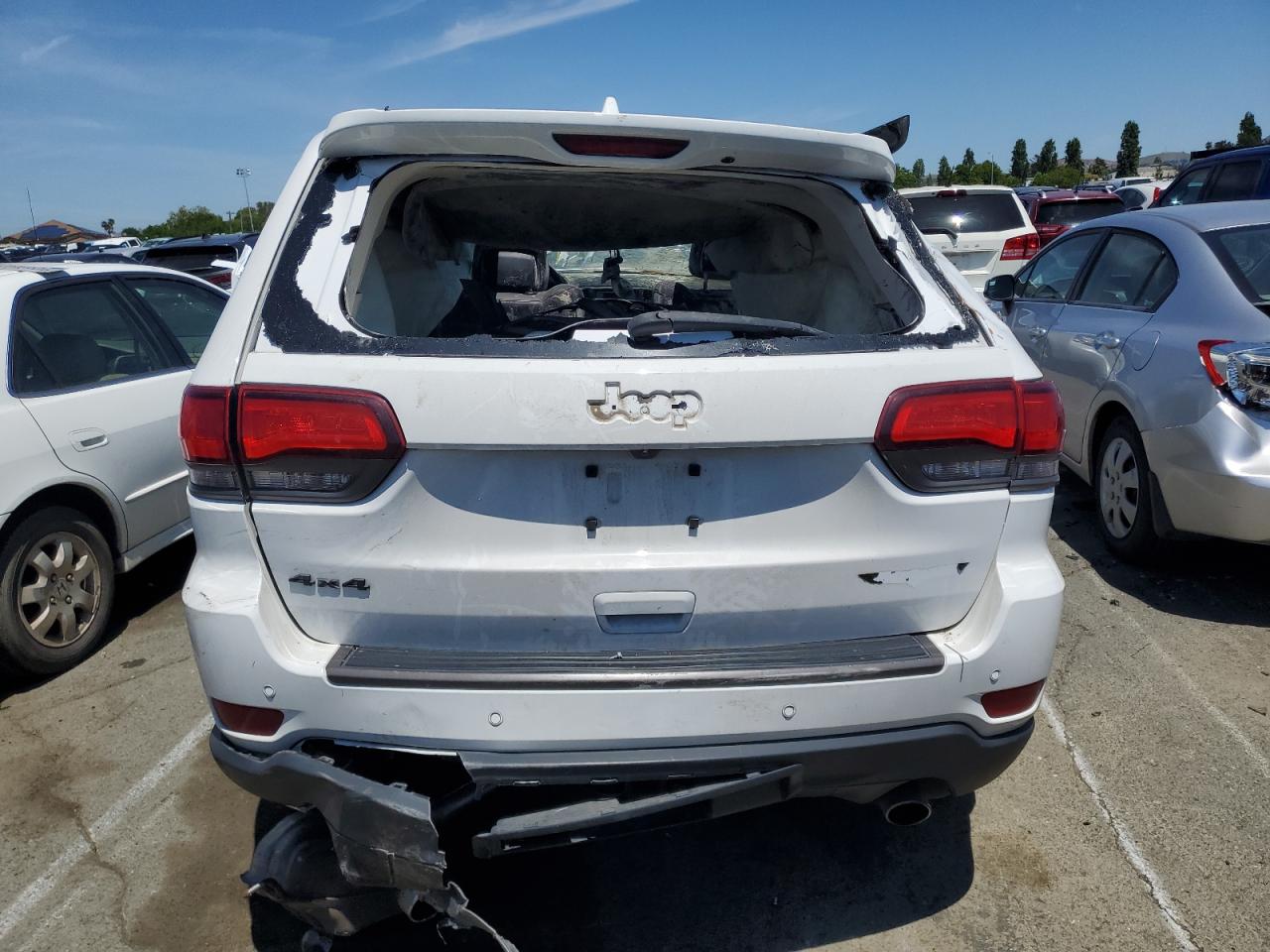 1C4RJFLG7HC614036 2017 Jeep Grand Cherokee Trailhawk