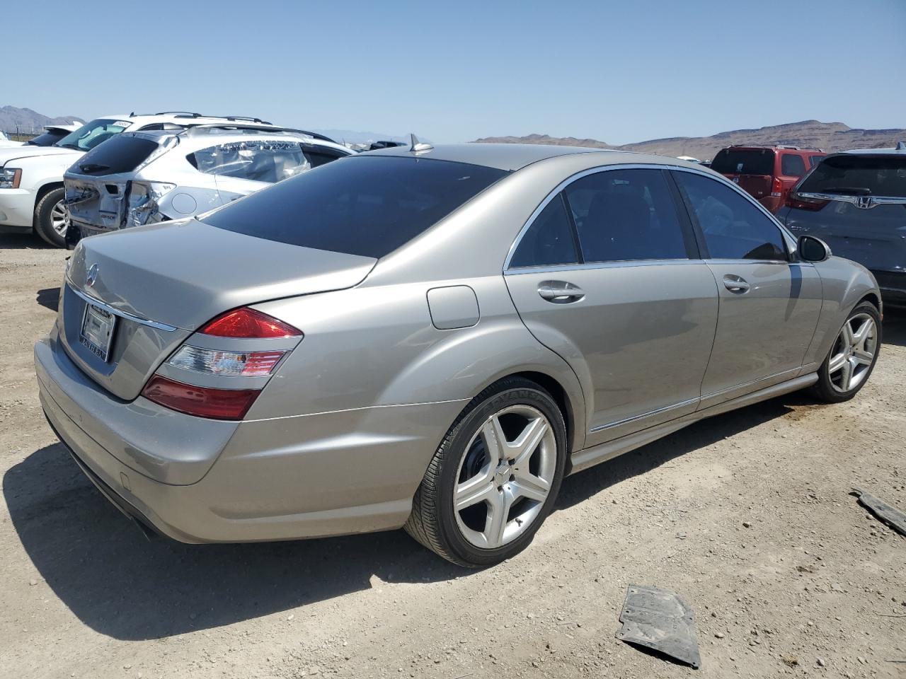 WDDNG71X87A103585 2007 Mercedes-Benz S 550