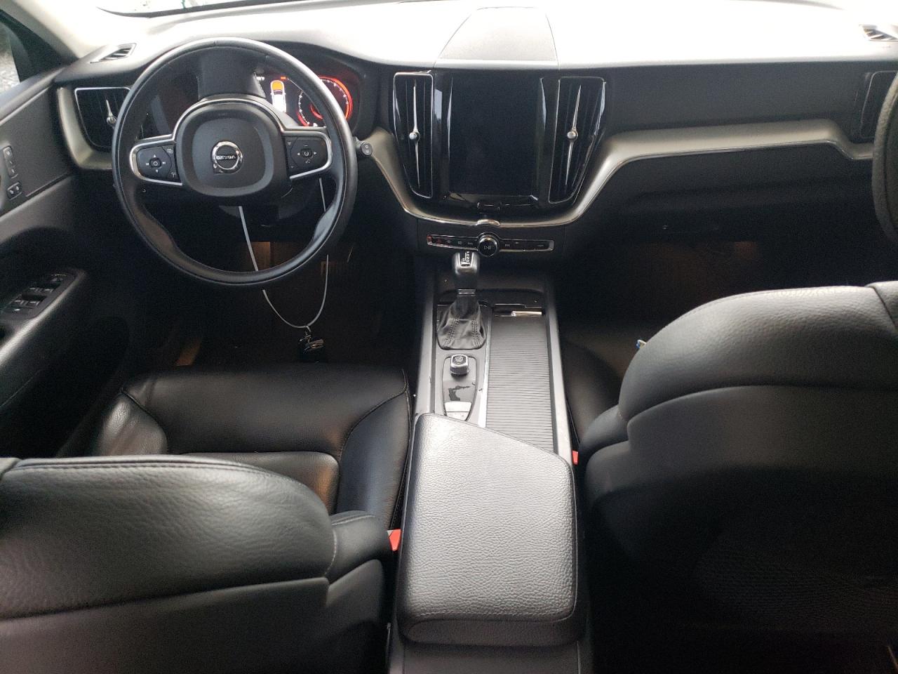 LYV102RK3JB097719 2018 Volvo Xc60 T5