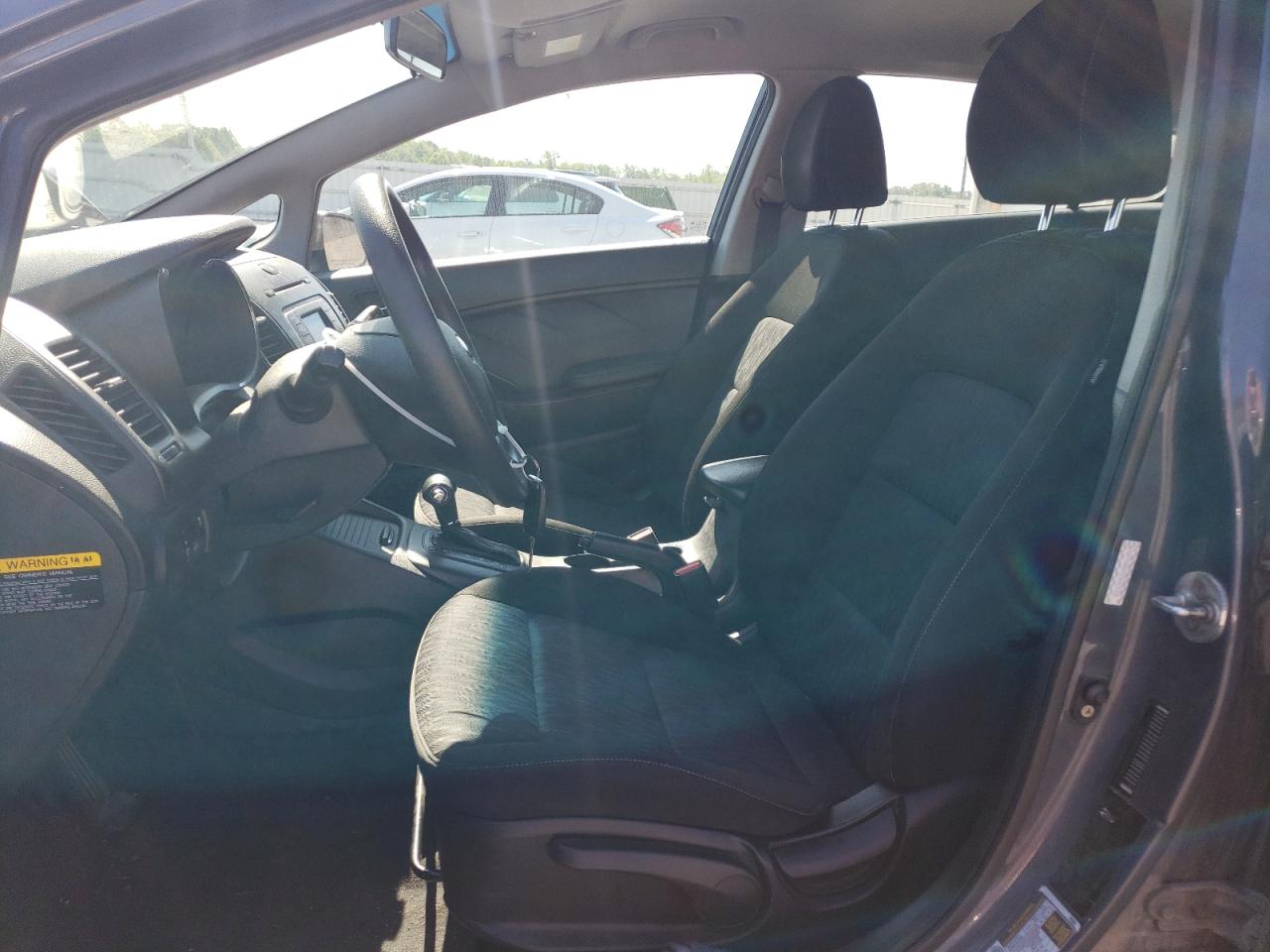 KNAFK4A65G5613160 2016 Kia Forte Lx