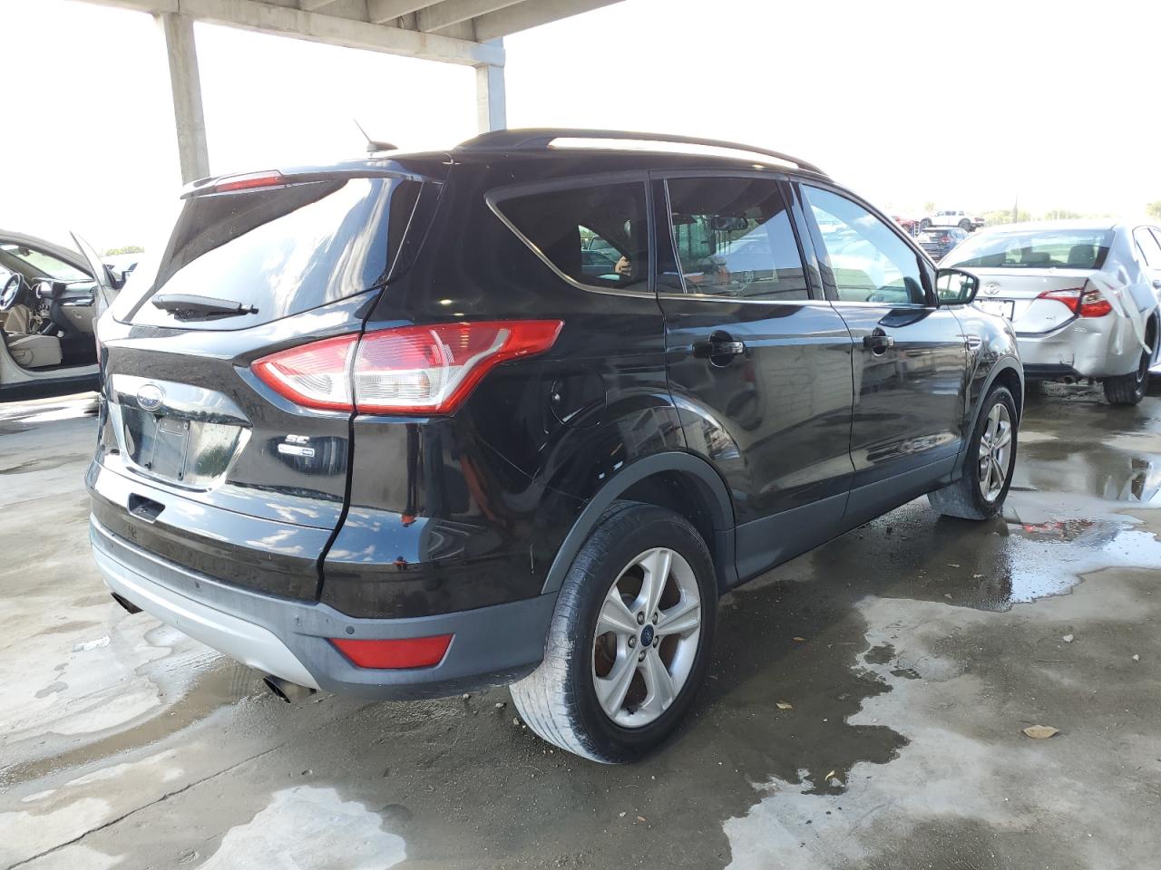 1FMCU9GXXGUB42508 2016 Ford Escape Se