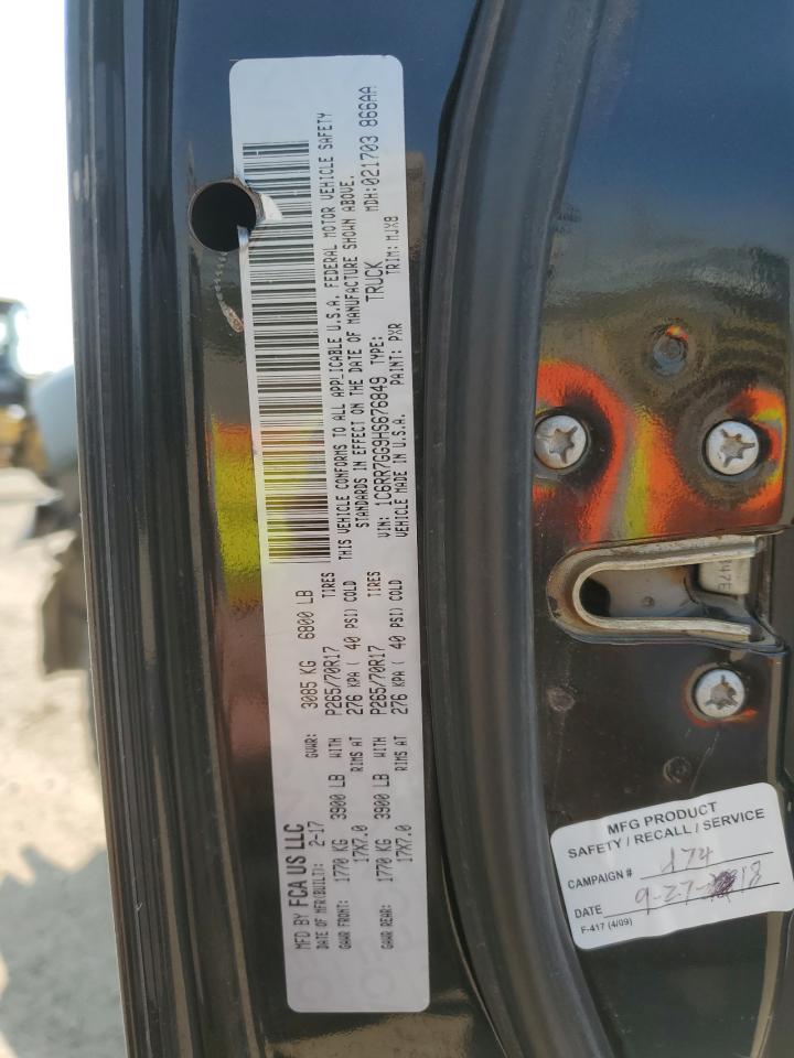 1C6RR7GG9HS676849 2017 Ram 1500 Slt