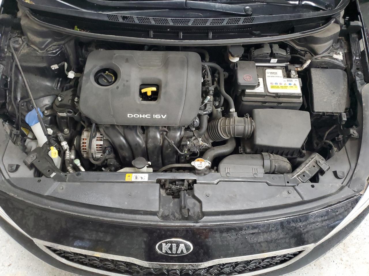 3KPFL4A75JE212048 2018 Kia Forte Lx