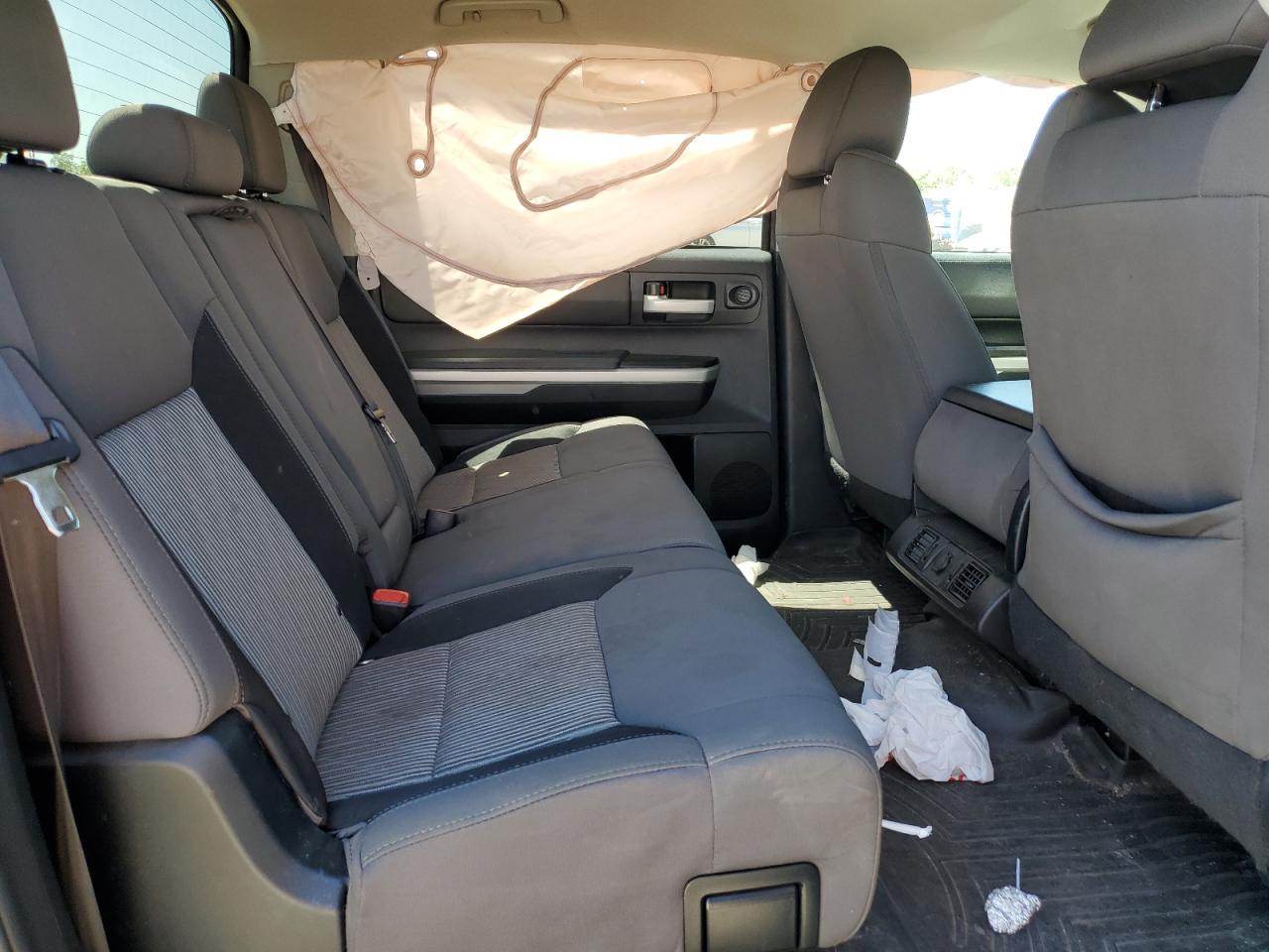 5TFDY5F18GX499087 2016 Toyota Tundra Crewmax Sr5