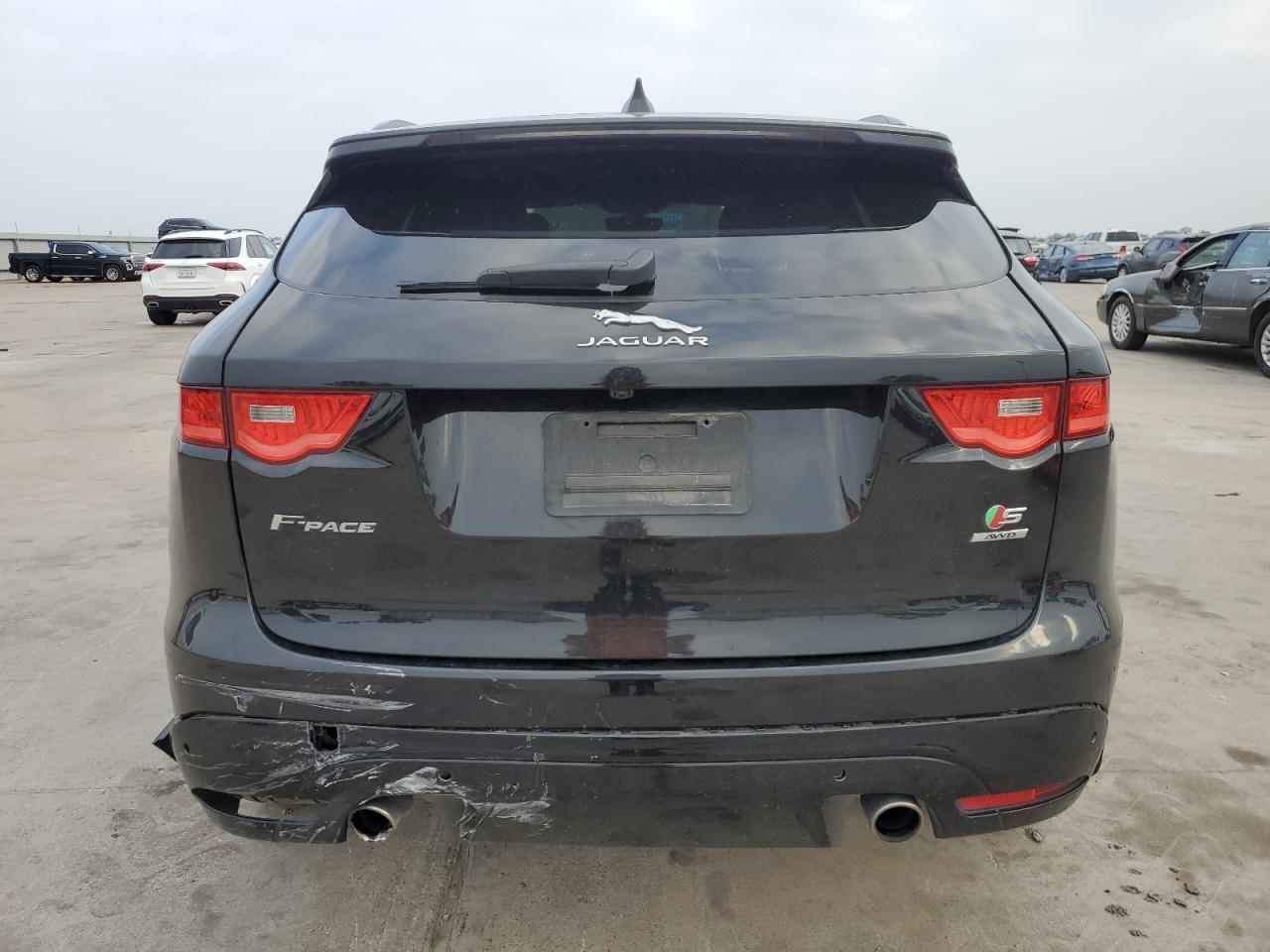 SADCM2FV9KA610304 2019 Jaguar F-Pace S