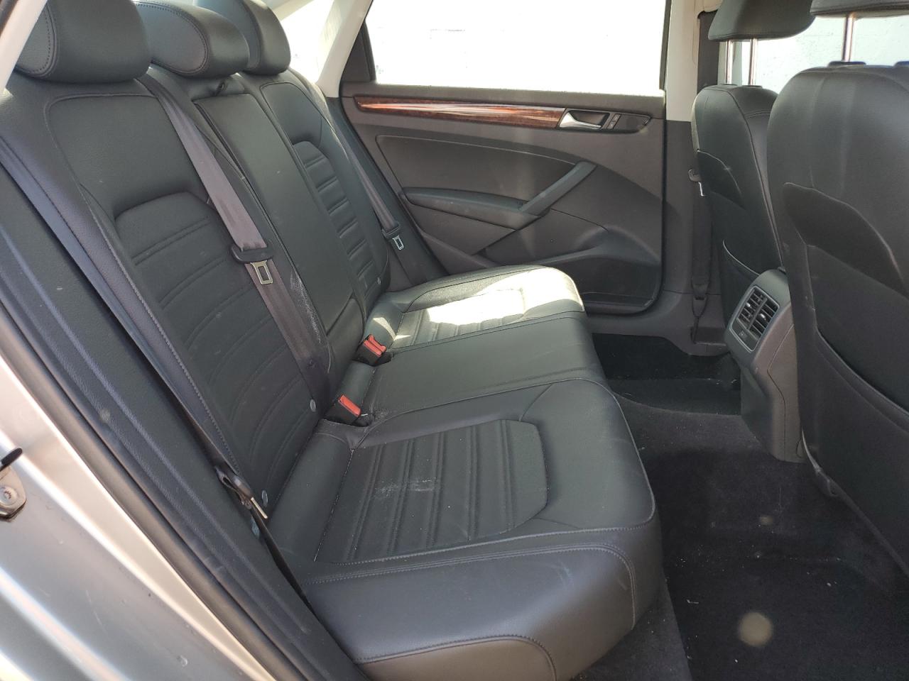 1VWCP7A39DC091619 2013 Volkswagen Passat Sel