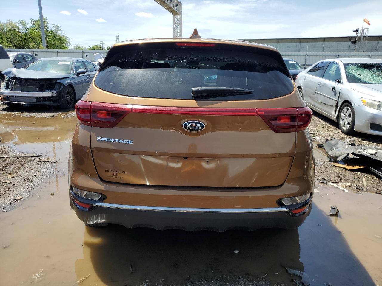 KNDPMCAC9L7816438 2020 Kia Sportage Lx