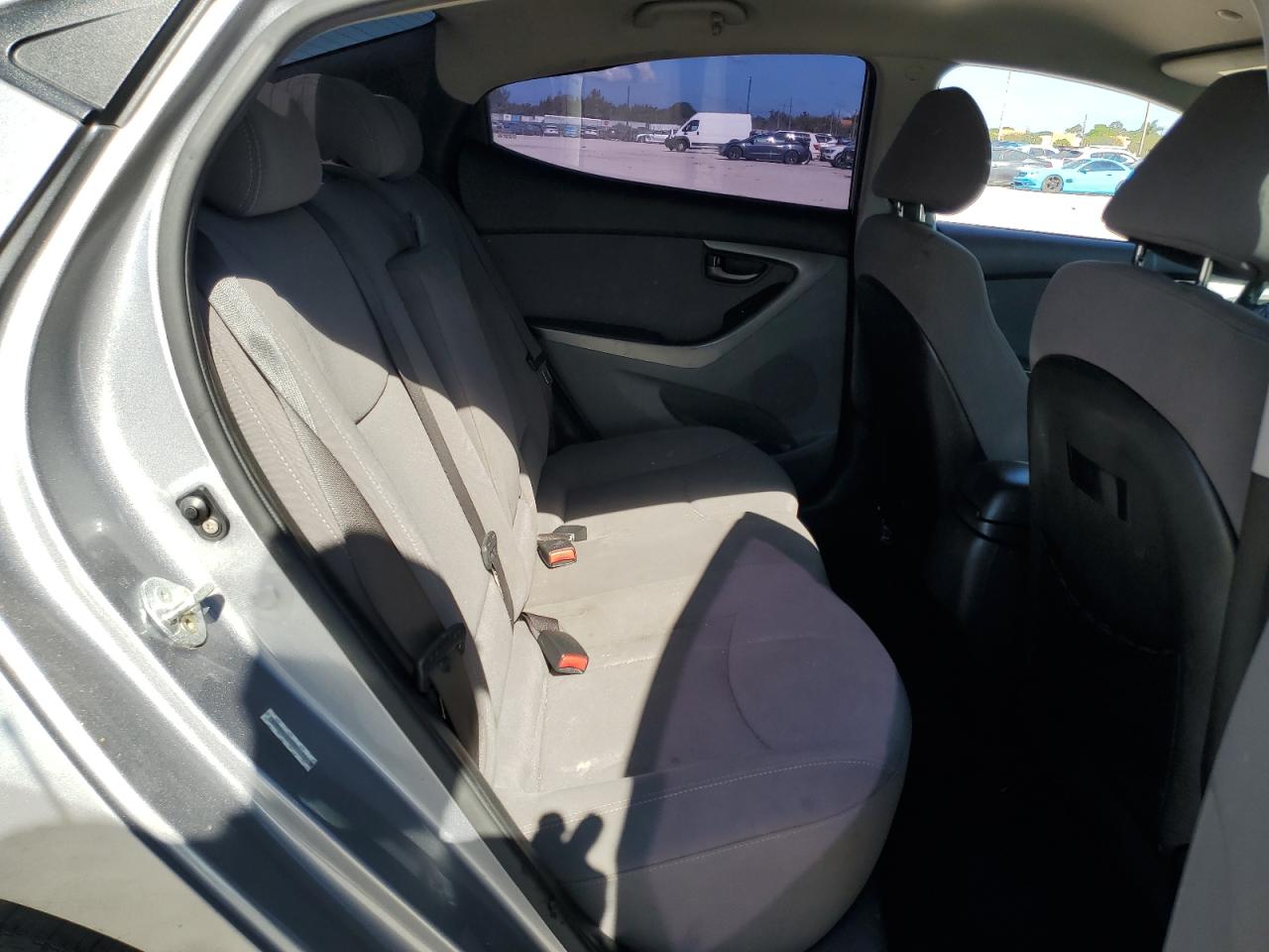 2014 Hyundai Elantra Se vin: KMHDH4AE0EU119643