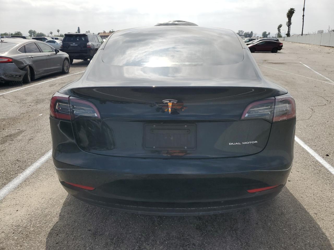 5YJ3E1EB5KF385767 2019 Tesla Model 3