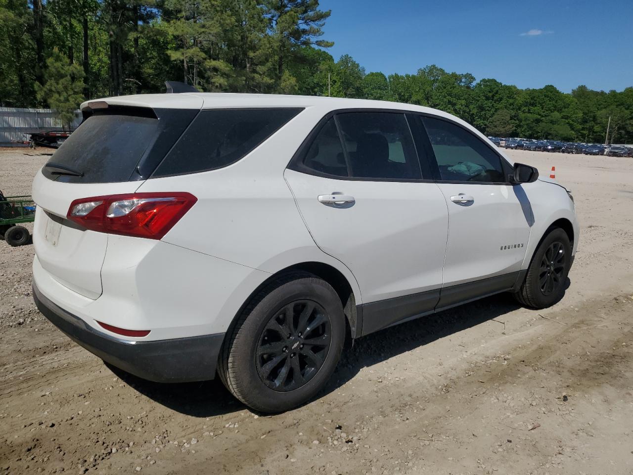 2GNAXHEVXJ6277872 2018 Chevrolet Equinox Ls