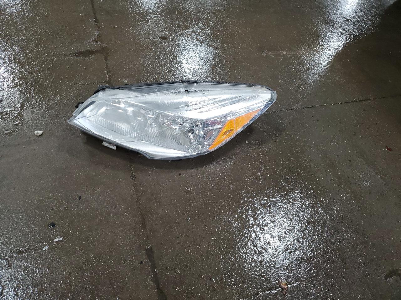 1FMCU9GX2FUB30738 2015 Ford Escape Se