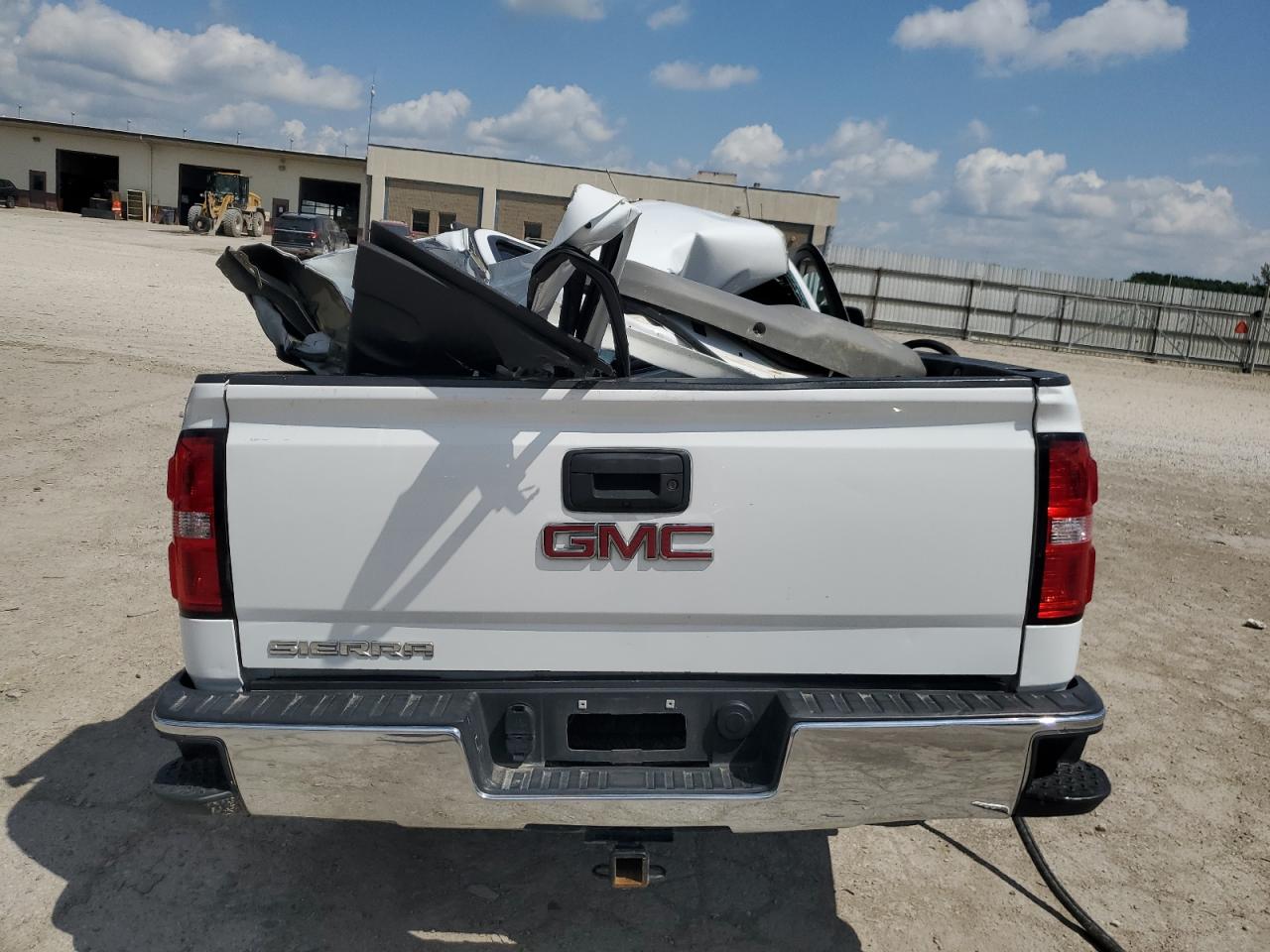 1GTN1LEC7JZ902813 2018 GMC Sierra C1500