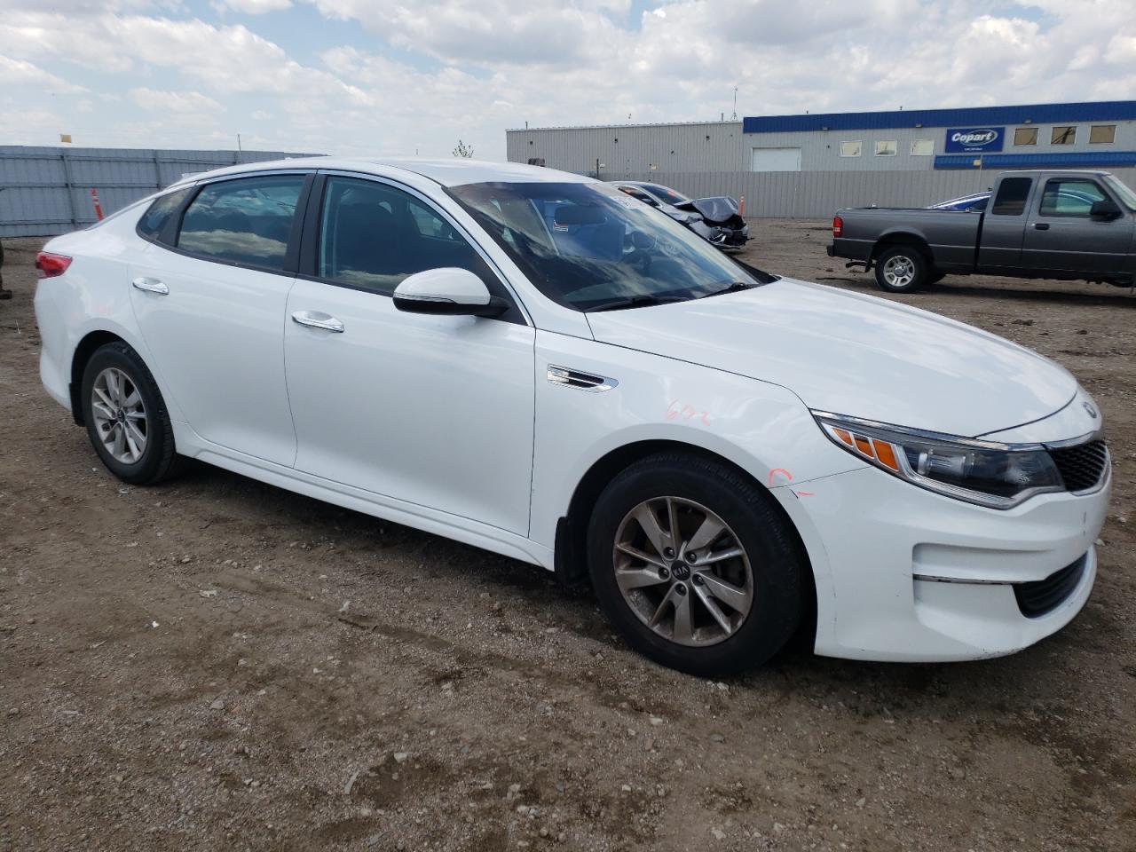 5XXGT4L33HG158166 2017 Kia Optima Lx