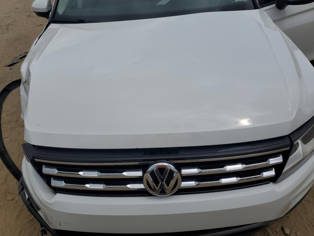 3VV1B7AX2JM028661 2018 Volkswagen Tiguan S