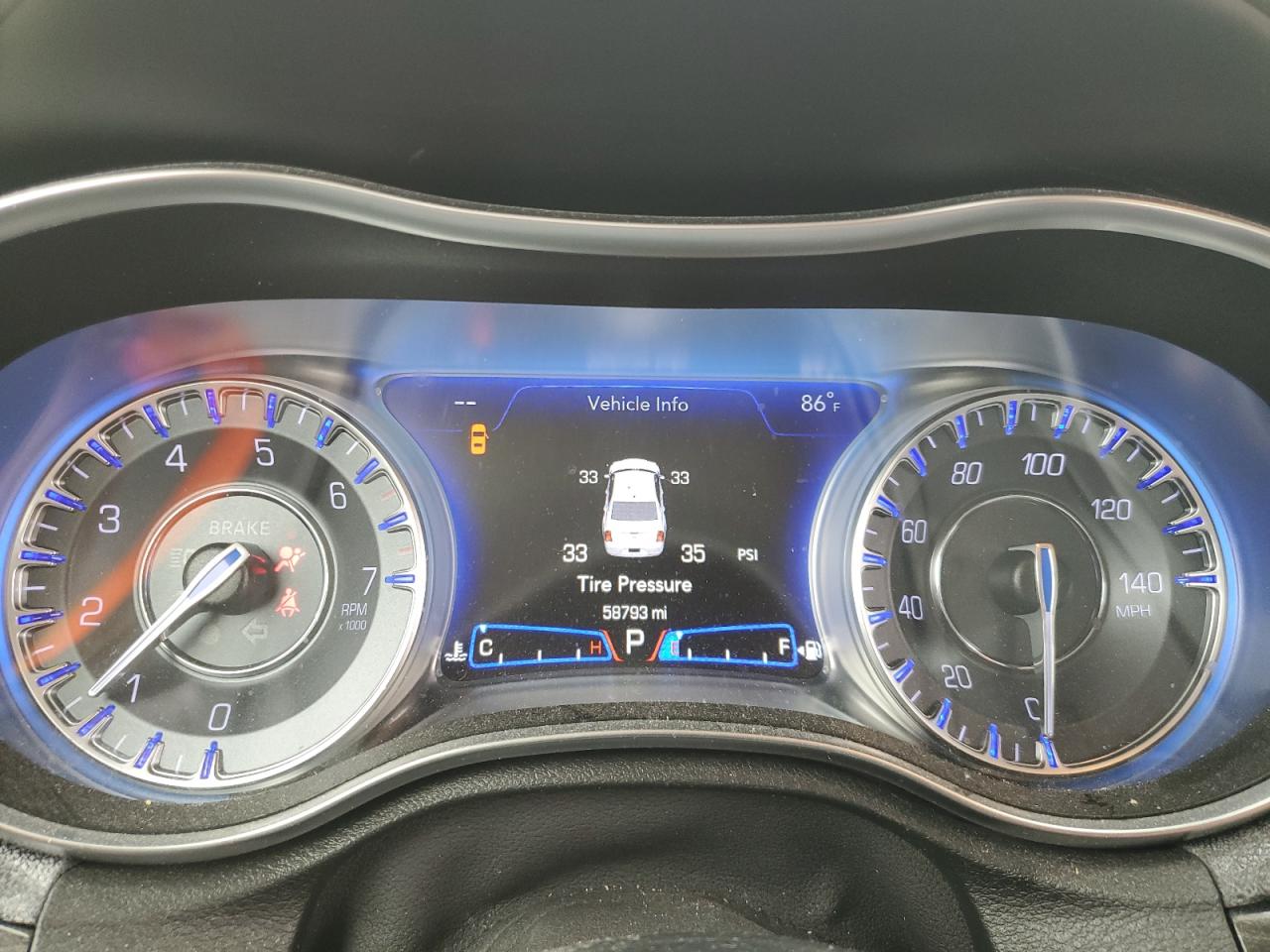 2C3CCAAG4KH614235 2019 Chrysler 300 Touring