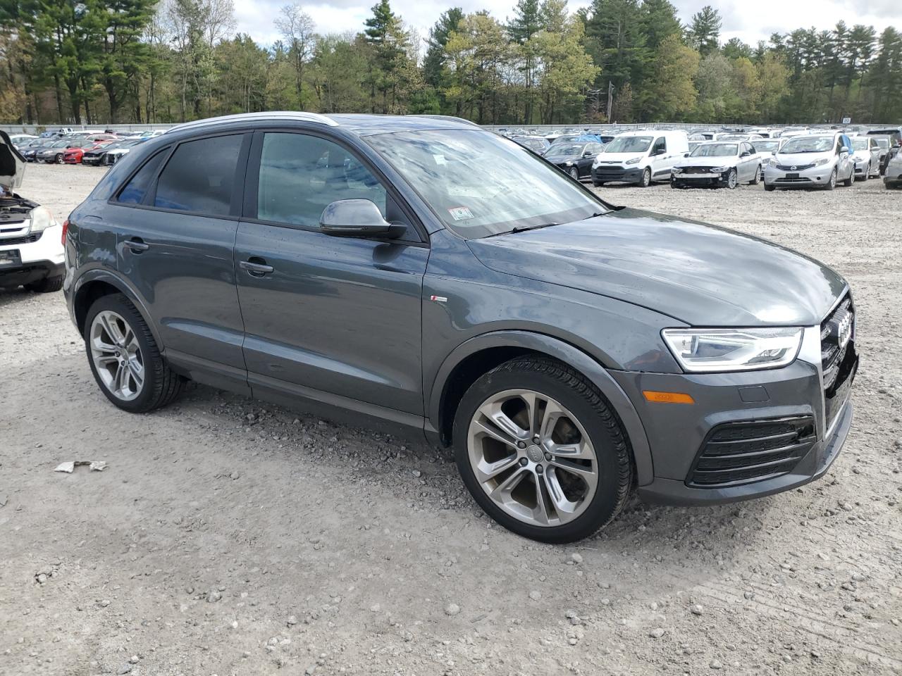 WA1ECCFS5JR010277 2018 Audi Q3 Premium