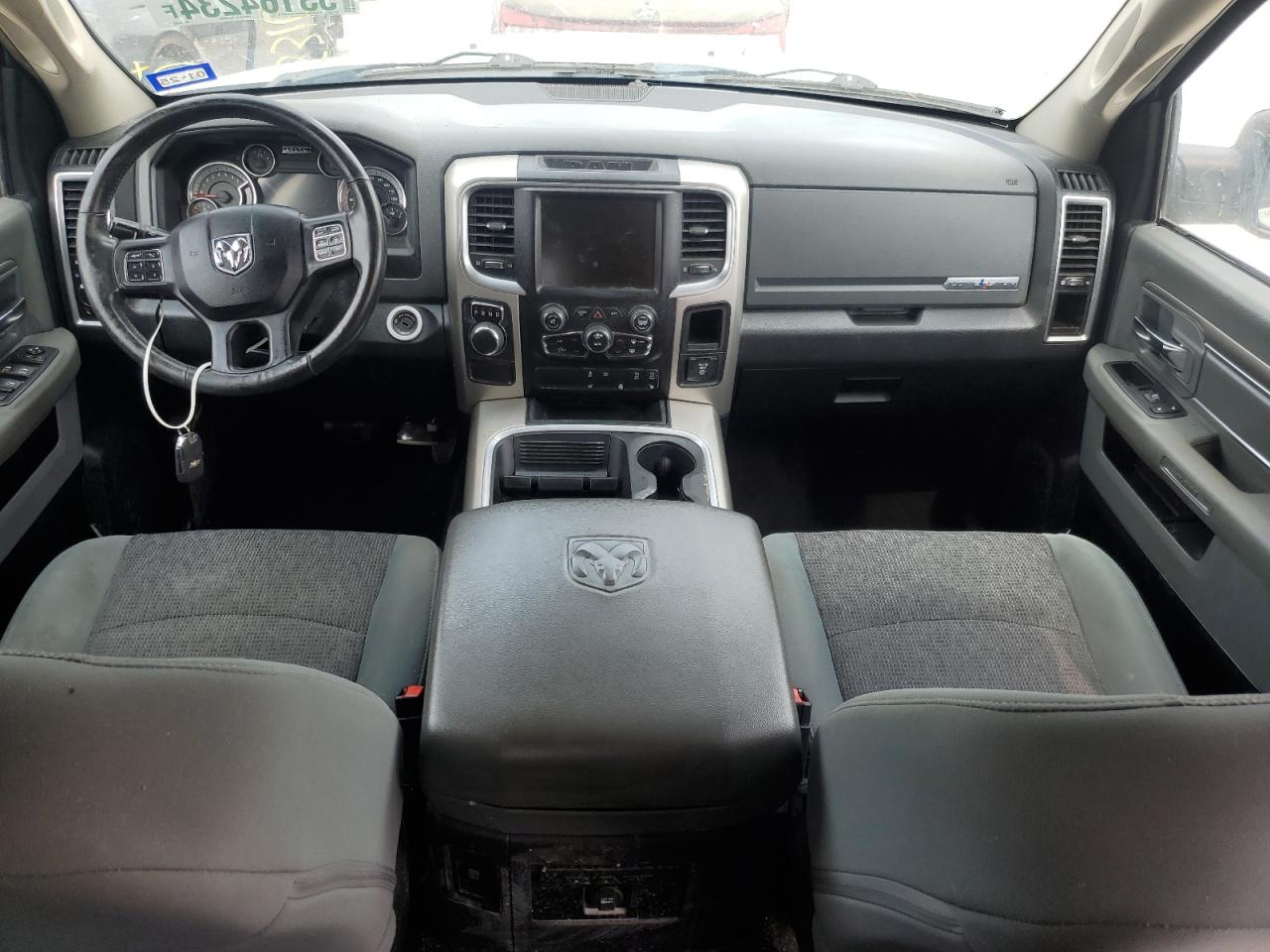 1C6RR6LTXGS241933 2016 Ram 1500 Slt