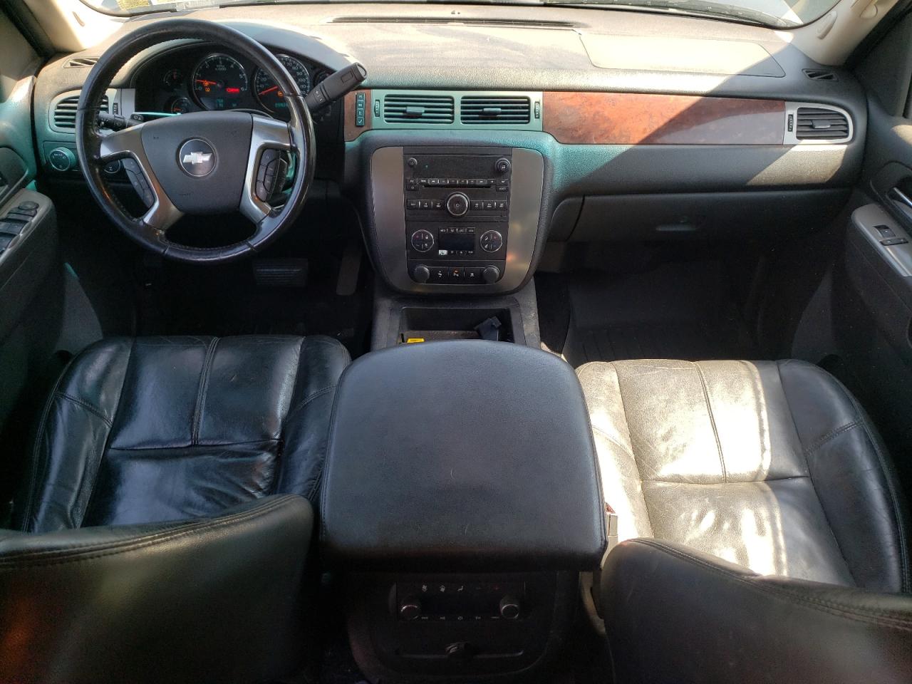 1GNUKBE07AR233393 2010 Chevrolet Tahoe K1500 Lt