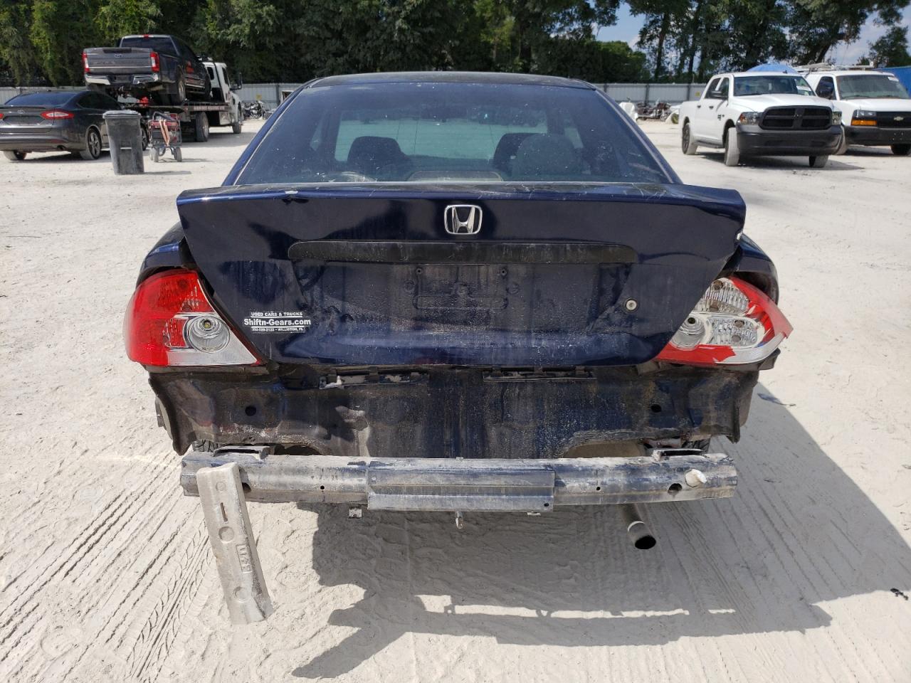 1HGEM212X3L030648 2003 Honda Civic Dx