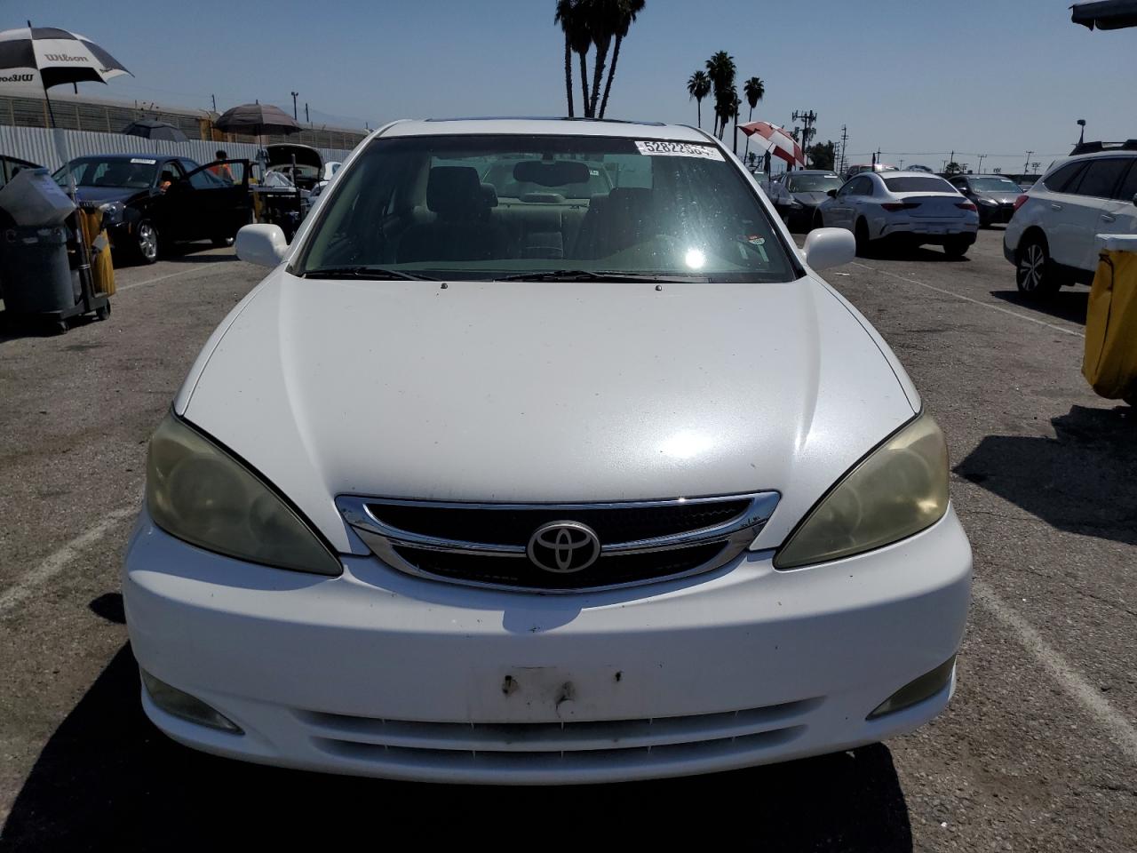 JTDBE32K240252977 2004 Toyota Camry Le