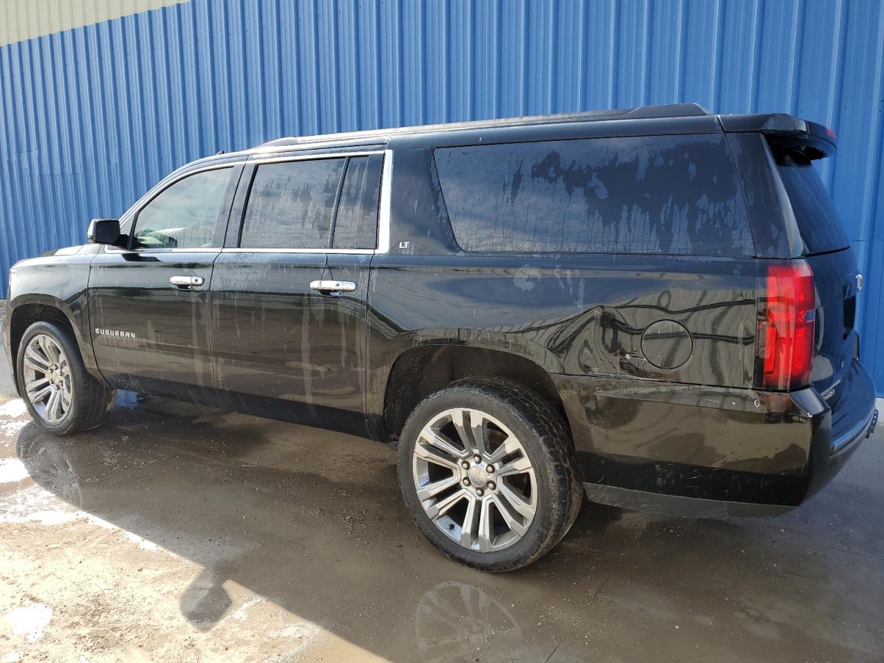 2016 Chevrolet Suburban C1500 Lt vin: 1GNSCHKC9GR223480