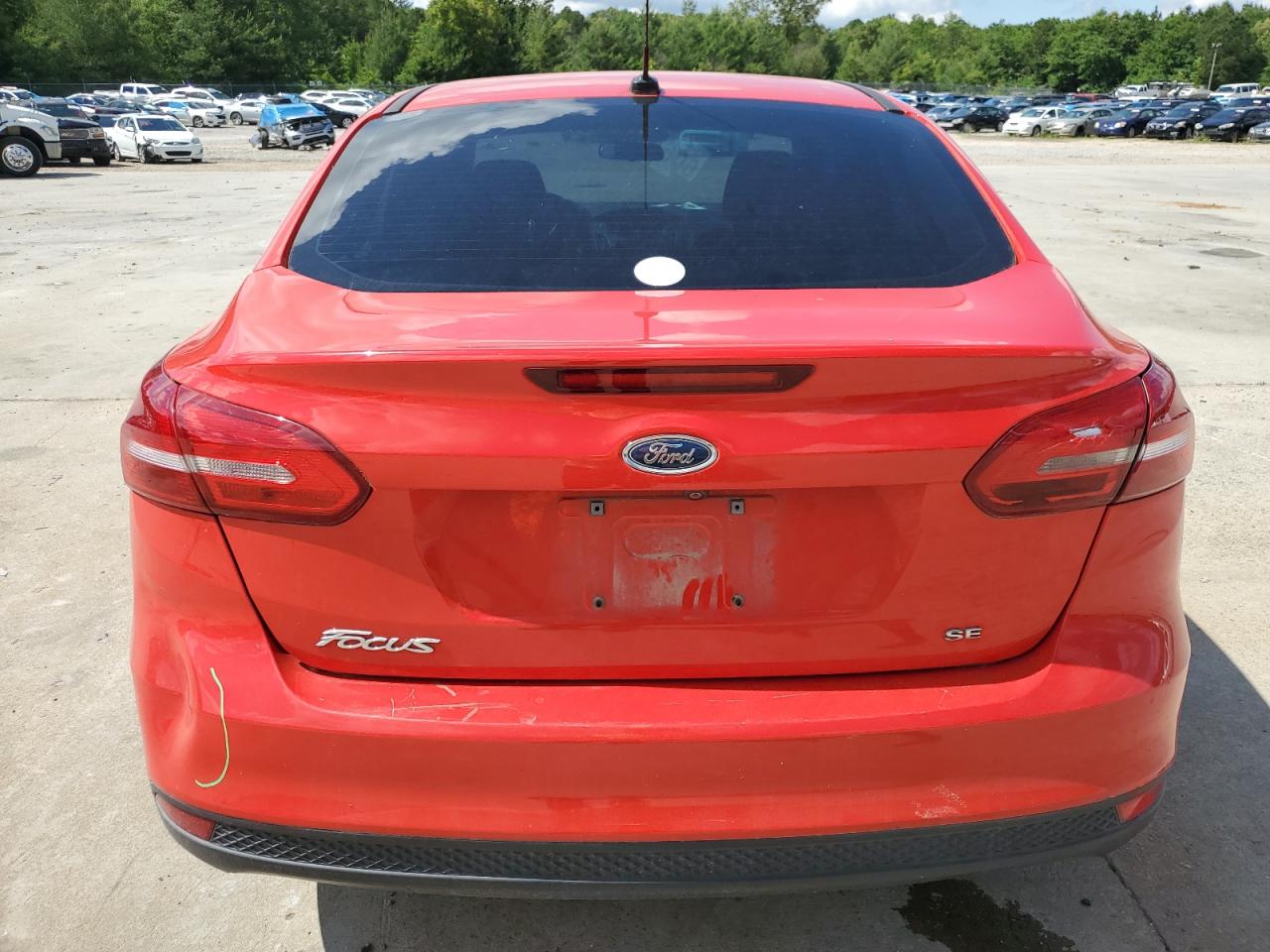 2017 Ford Focus Se vin: 1FADP3F20HL217765