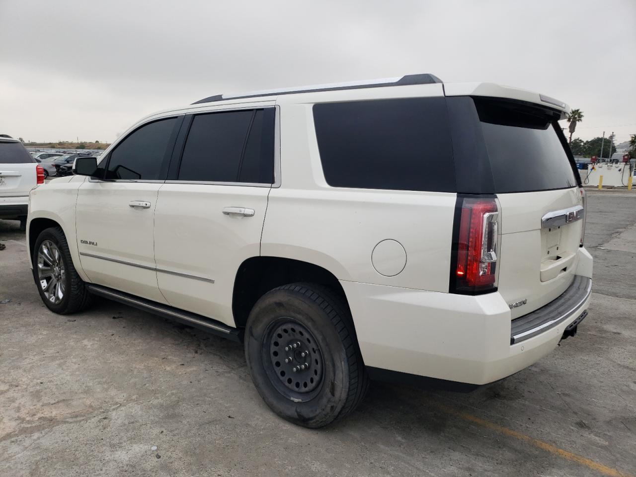 1GKS1CKJ0FR234953 2015 GMC Yukon Denali