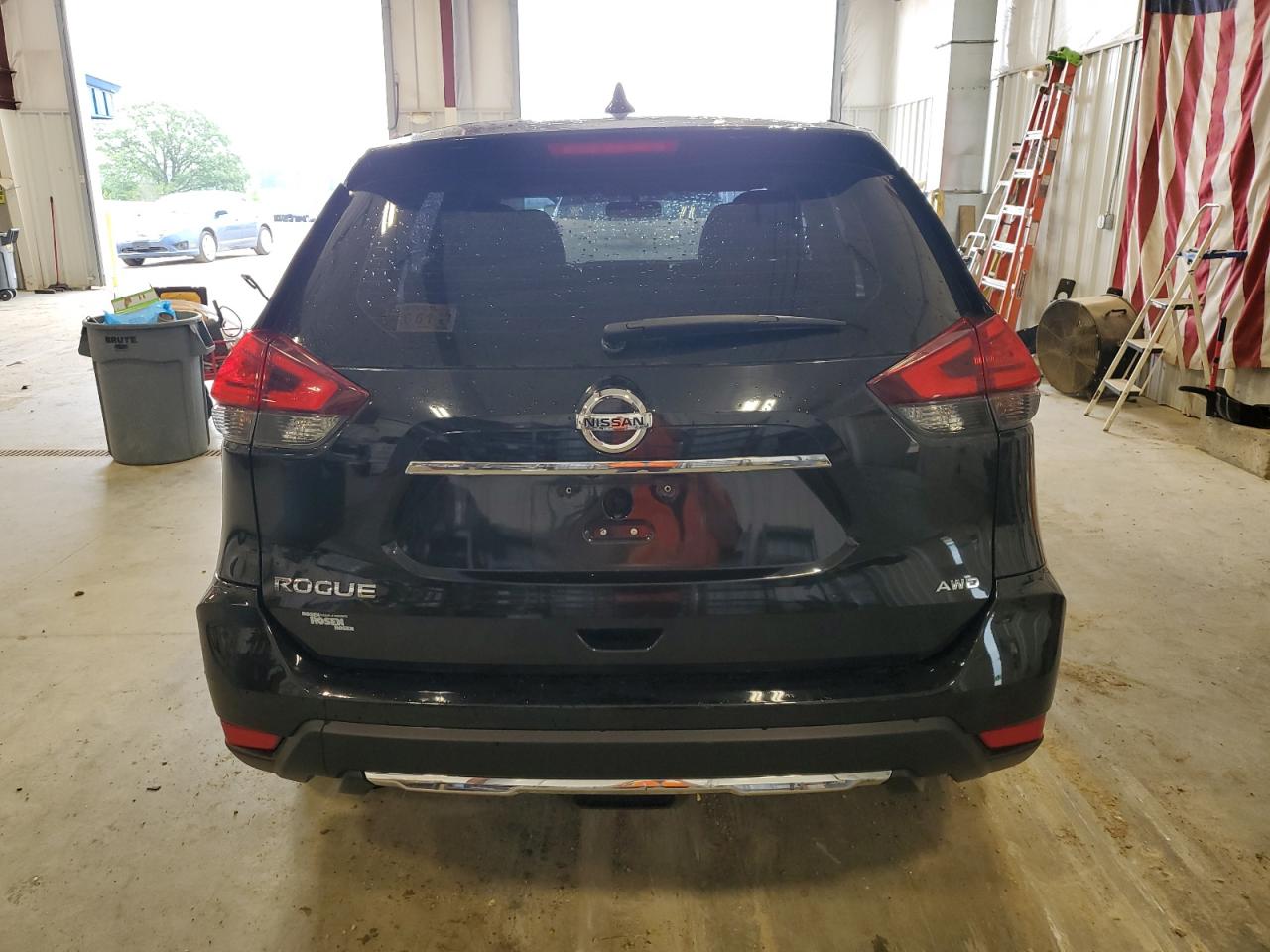 JN8AT2MV0HW259825 2017 Nissan Rogue S