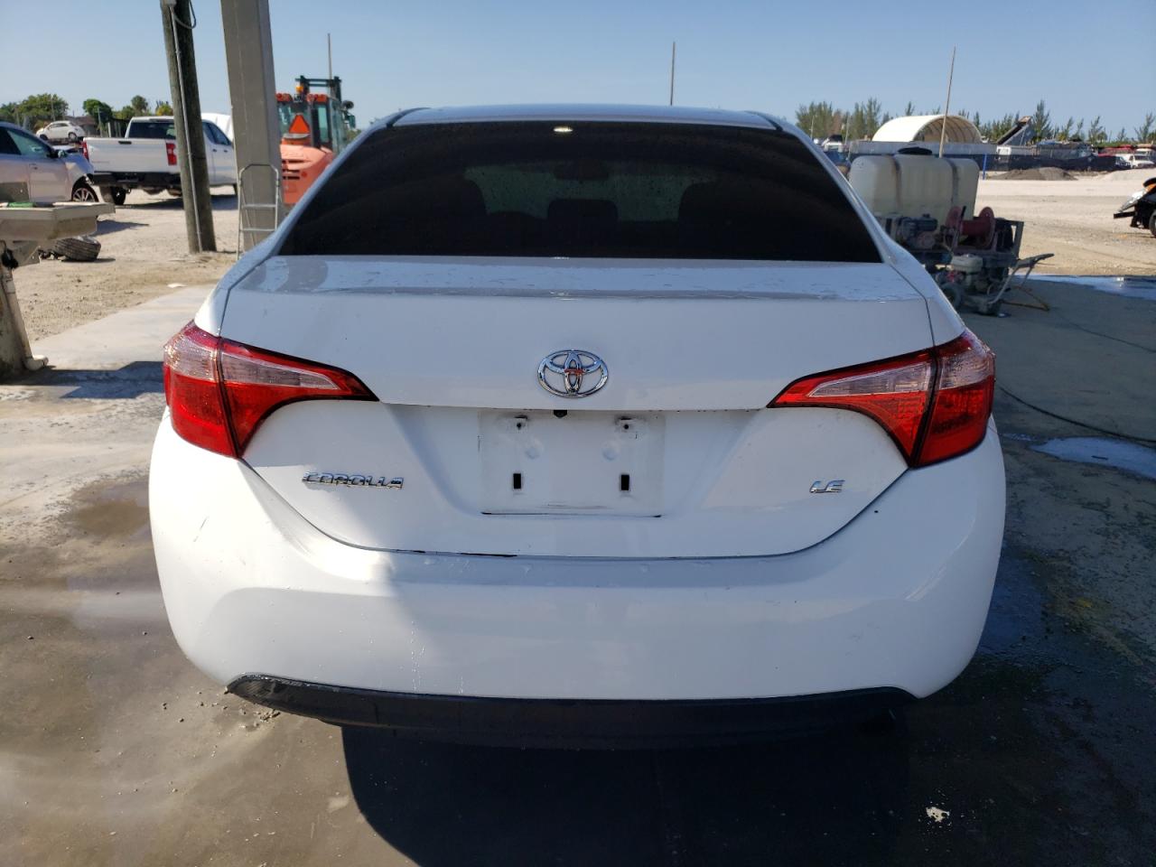 5YFBURHE4JP851520 2018 Toyota Corolla L