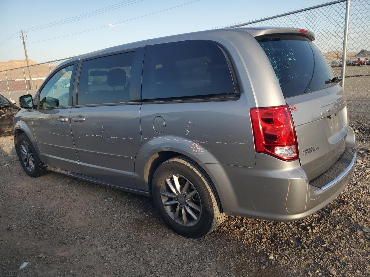 2C4RDGBG3FR736203 2015 Dodge Grand Caravan Se