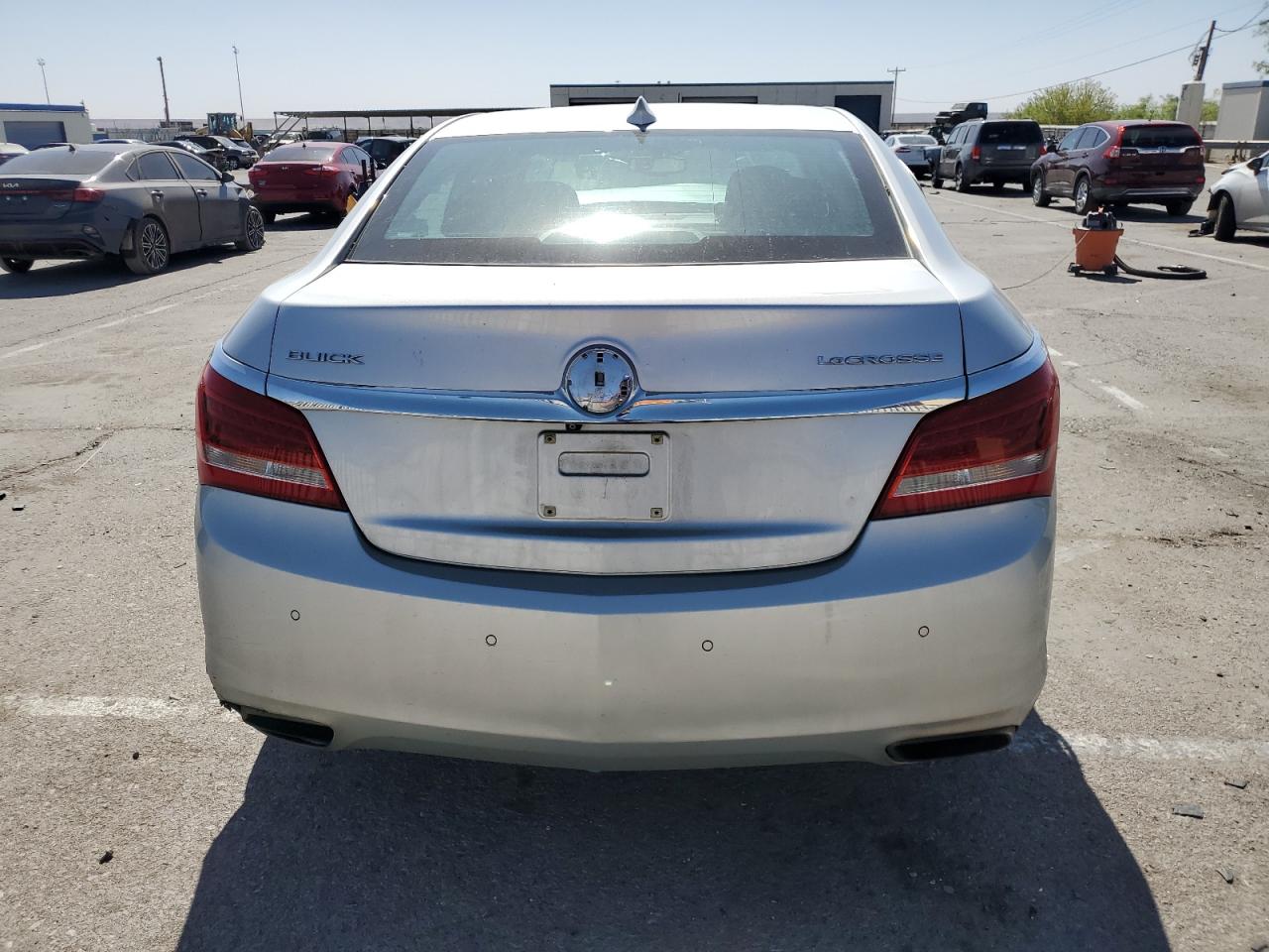 1G4GB5G35GF209209 2016 Buick Lacrosse