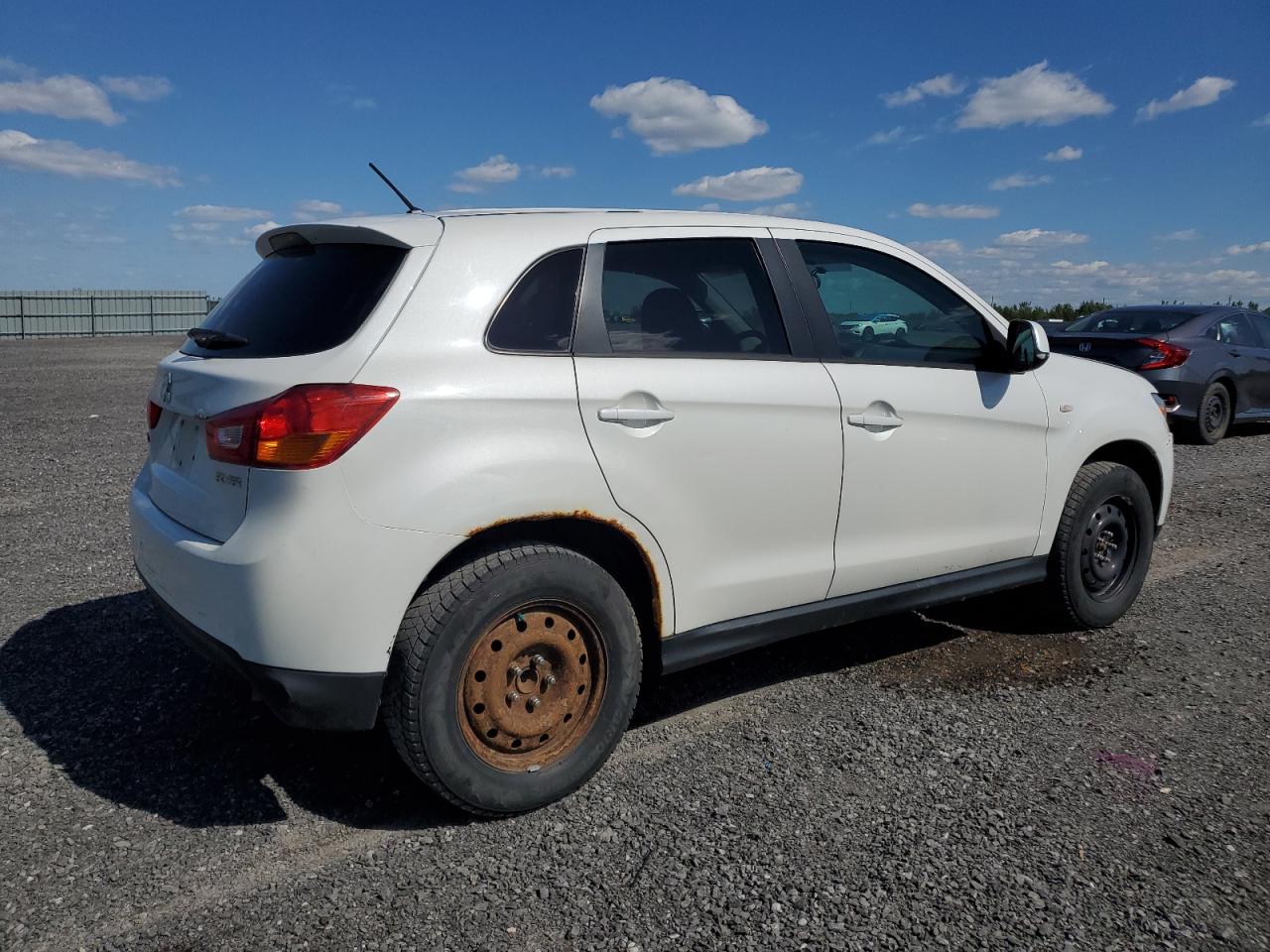 4A4AH3AU0FE607679 2015 Mitsubishi Rvr Se