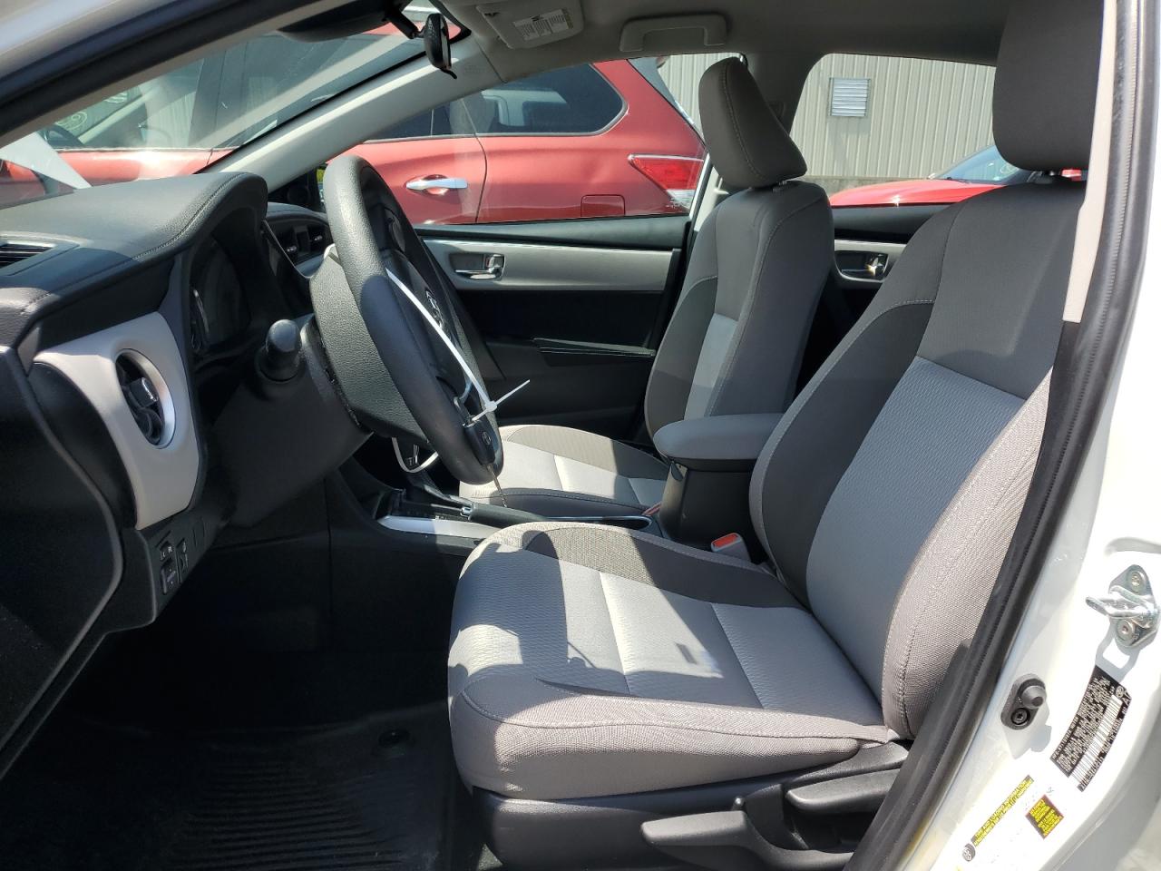 2019 Toyota Corolla L vin: 2T1BURHEXKC228582