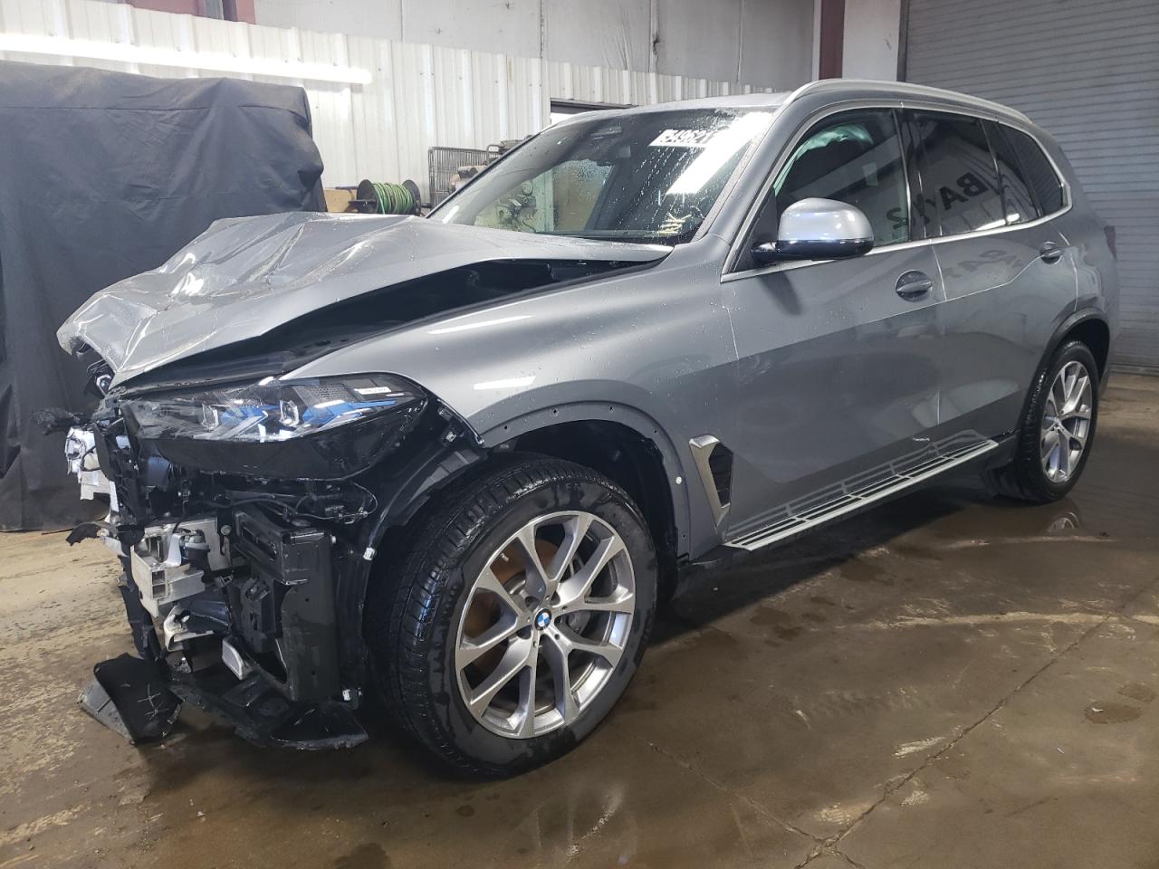 5UX23EU07R9V76389 2024 BMW X5 xDrive40I