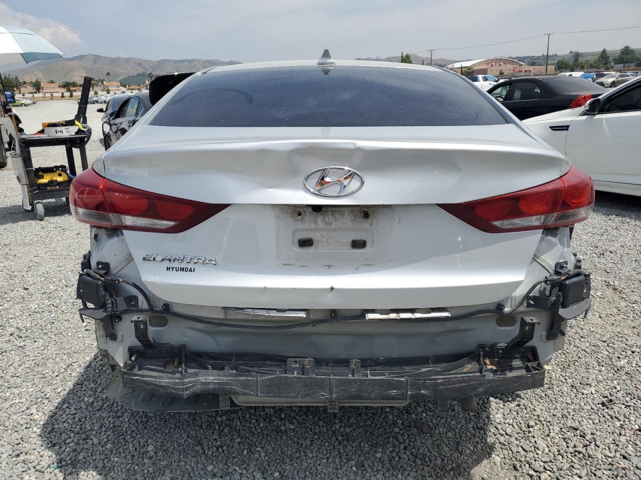 5NPD84LF3JH368145 2018 Hyundai Elantra Sel