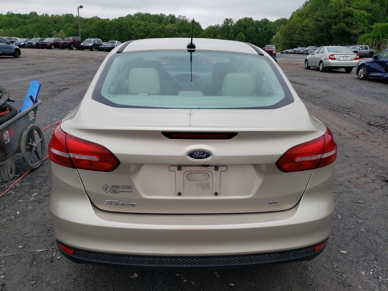 1FADP3F25JL291169 2018 Ford Focus Se