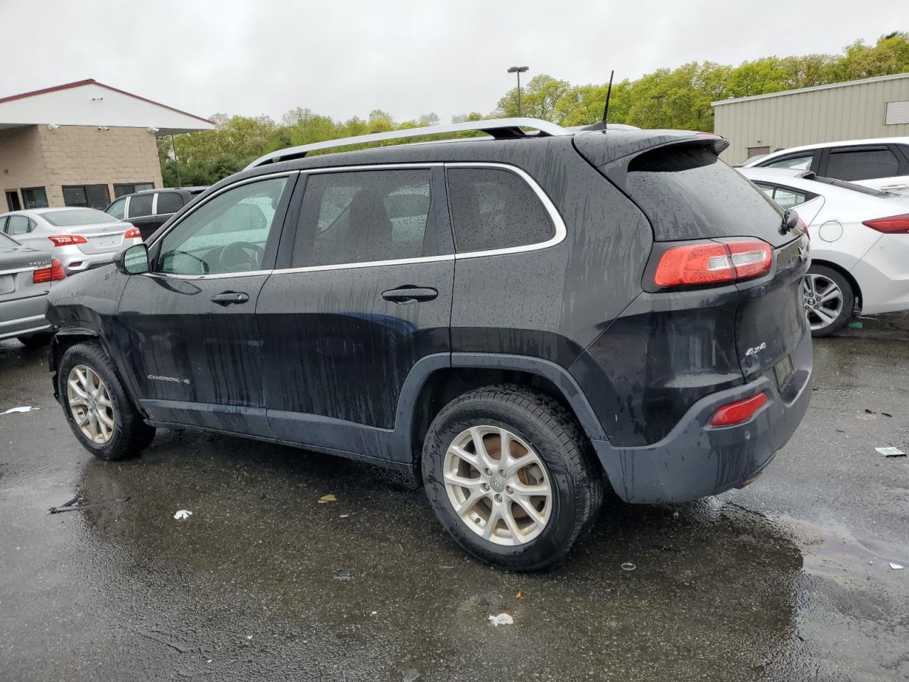 2016 Jeep Cherokee Latitude vin: 1C4PJMCB5GW311236