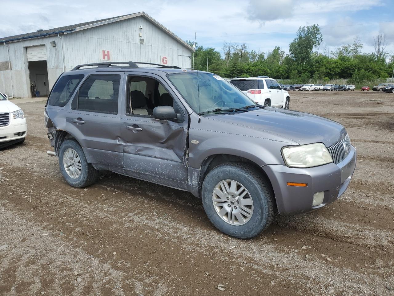 4M2YU91167KJ02642 2007 Mercury Mariner Luxury