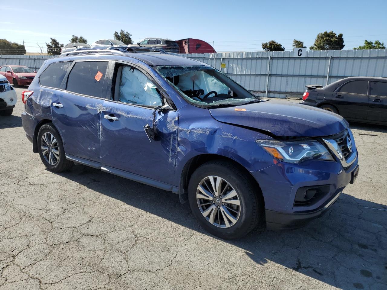 5N1DR2MN0HC666631 2017 Nissan Pathfinder S