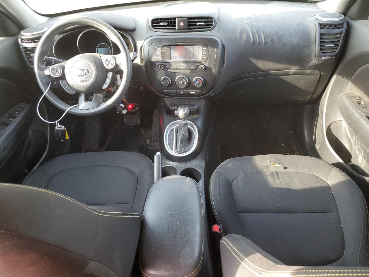 KNDJP3A55G7326860 2016 Kia Soul +