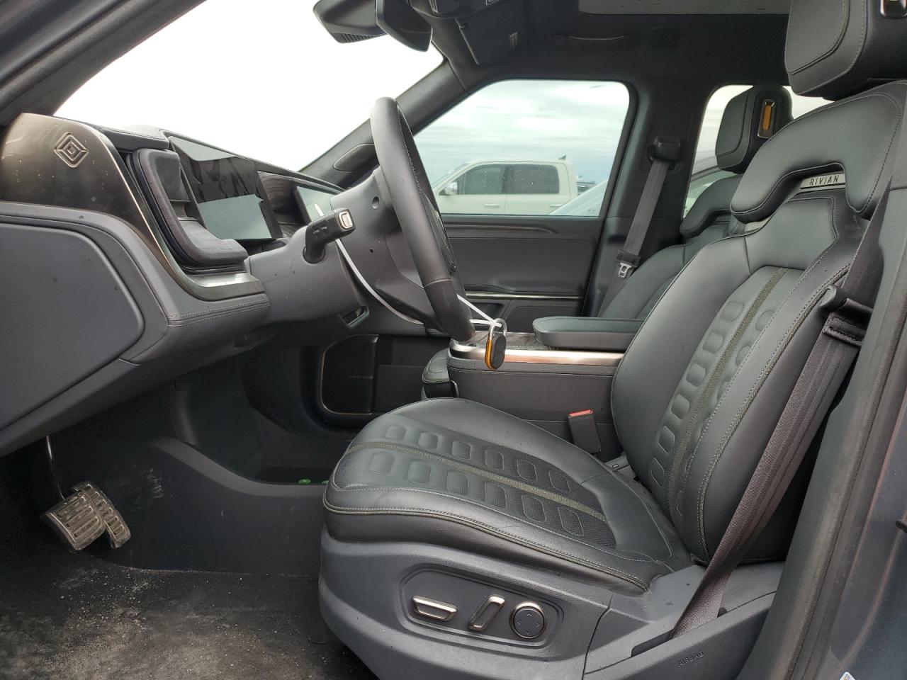 2022 Rivian R1T Adventure vin: 7FCTGAAA9NN006731