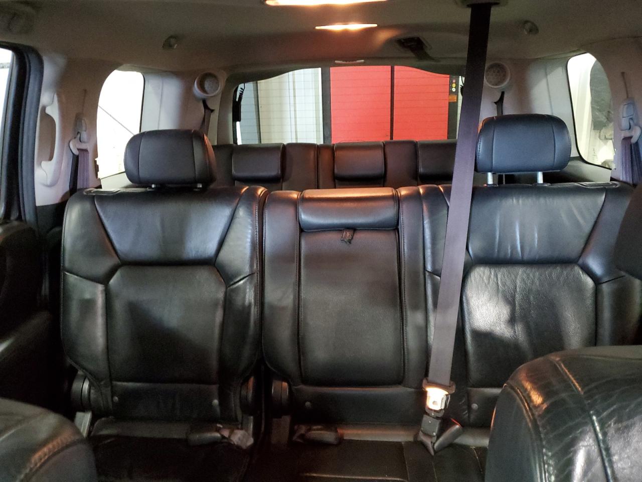 5FNYF4H95BB102748 2011 Honda Pilot Touring