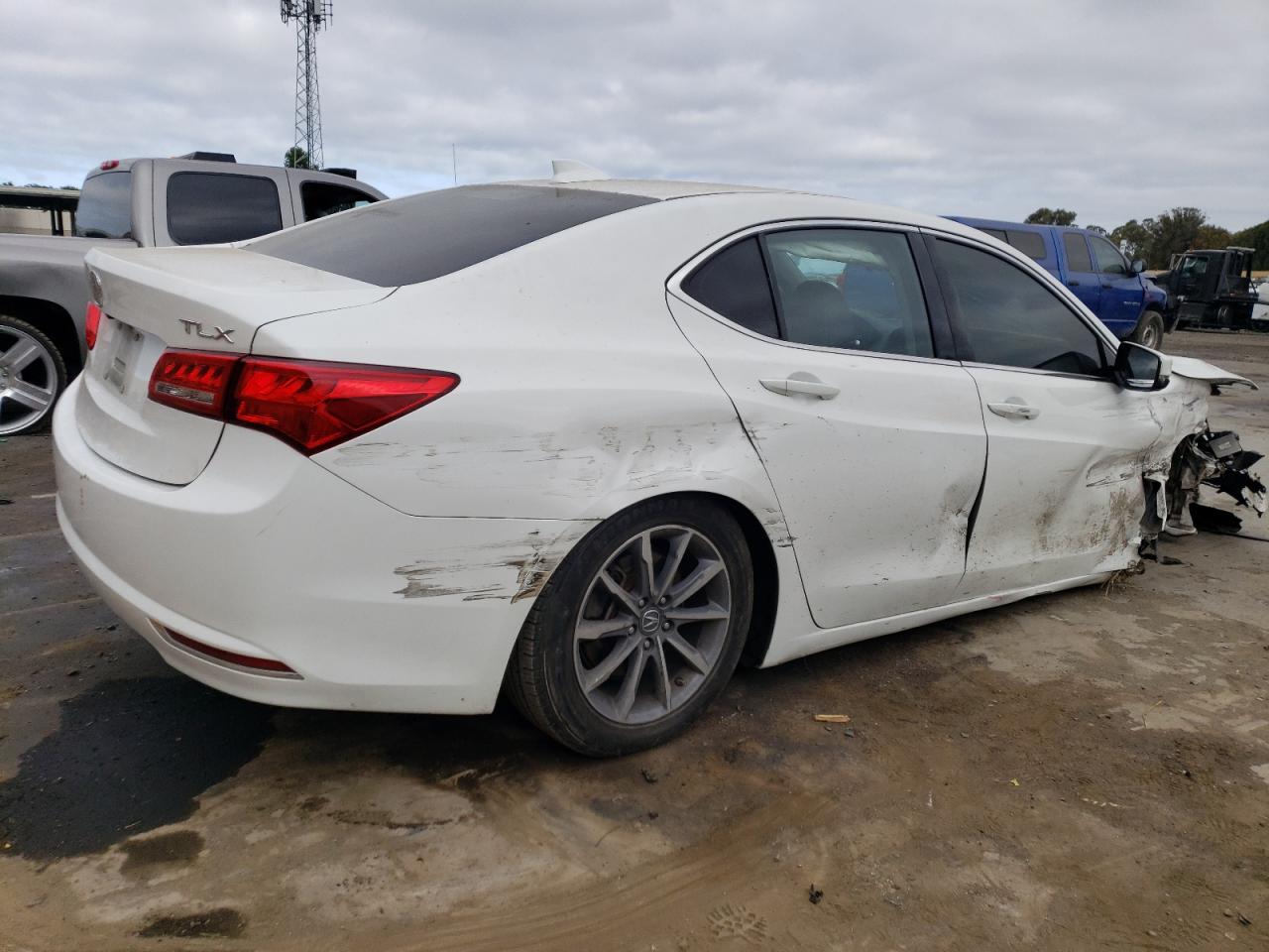 19UUB1F35JA006263 2018 Acura Tlx