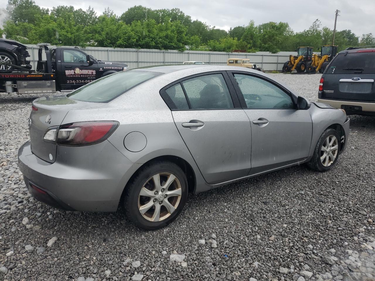 JM1BL1VF3B1455991 2011 Mazda 3 I