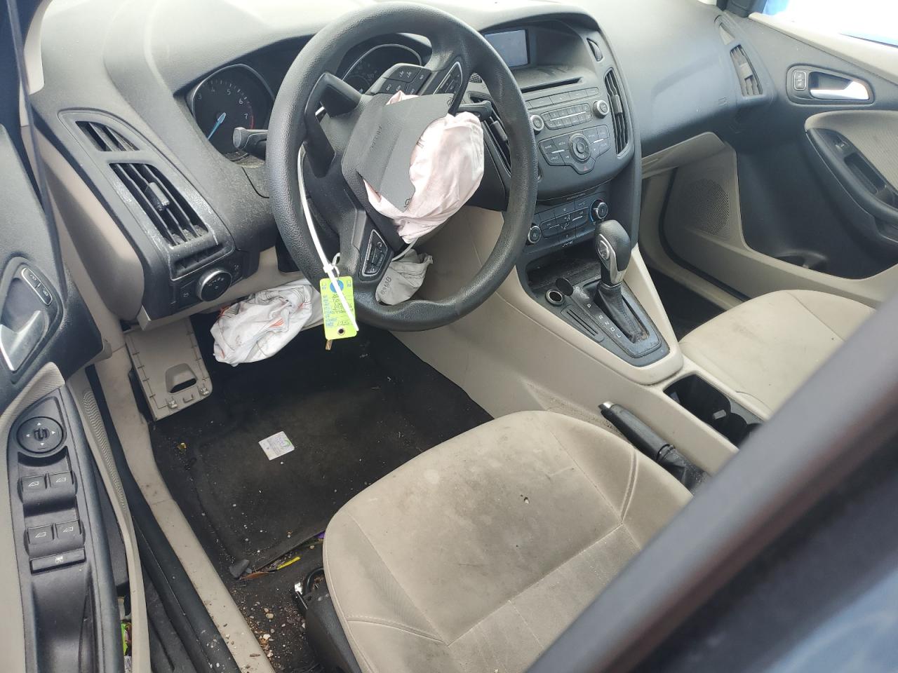 1FADP3F29HL298765 2017 Ford Focus Se