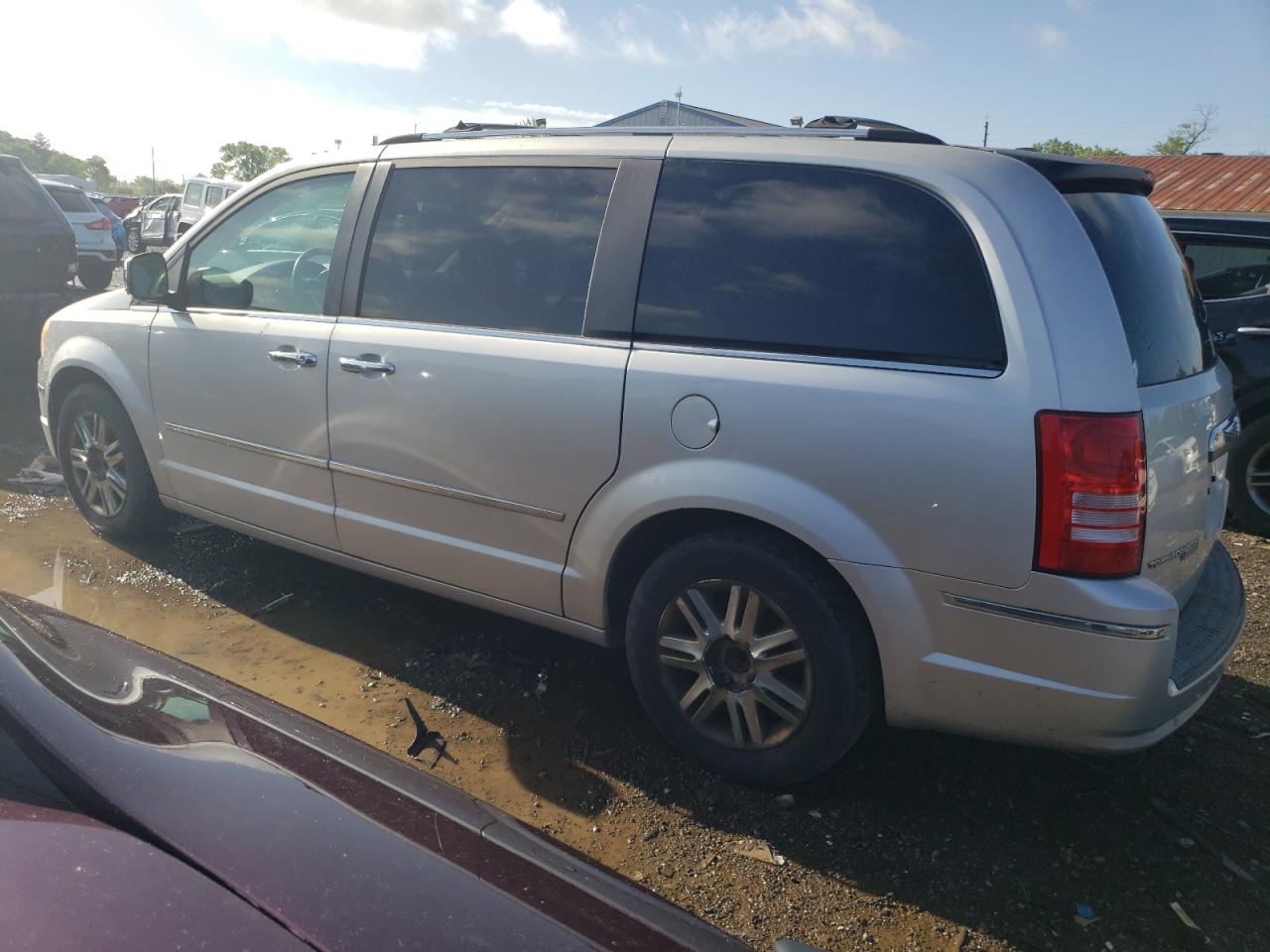 2A8HR64X38R735052 2008 Chrysler Town & Country Limited