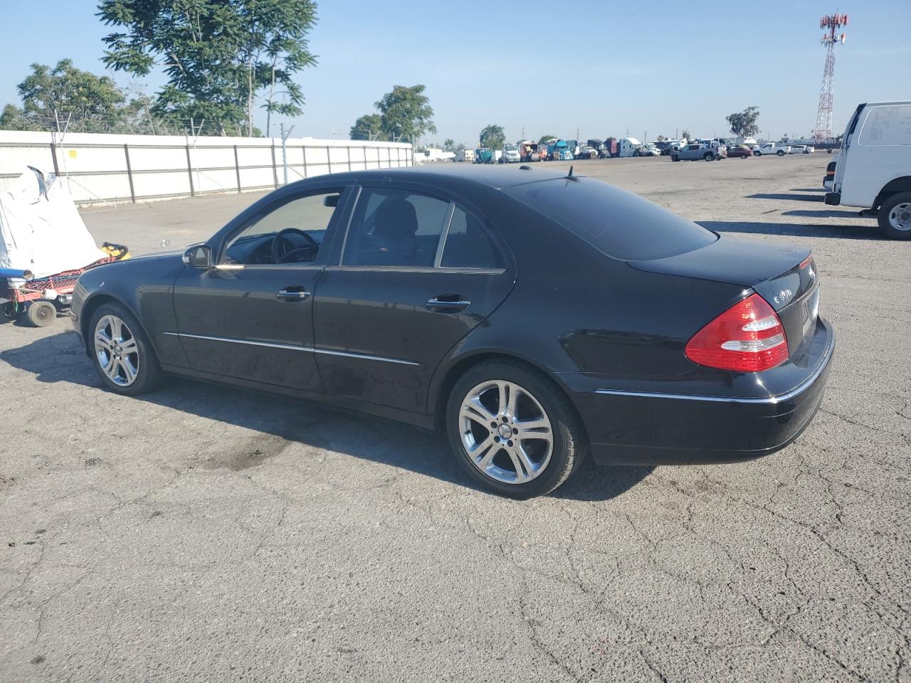 WDBUF56J46A915013 2006 Mercedes-Benz E 350