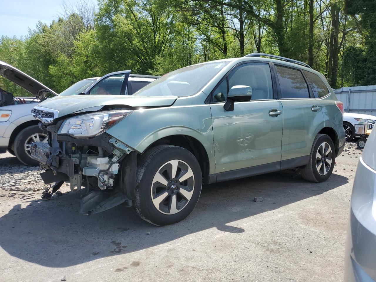 JF2SJAGC3HH588017 2017 Subaru Forester 2.5I Premium