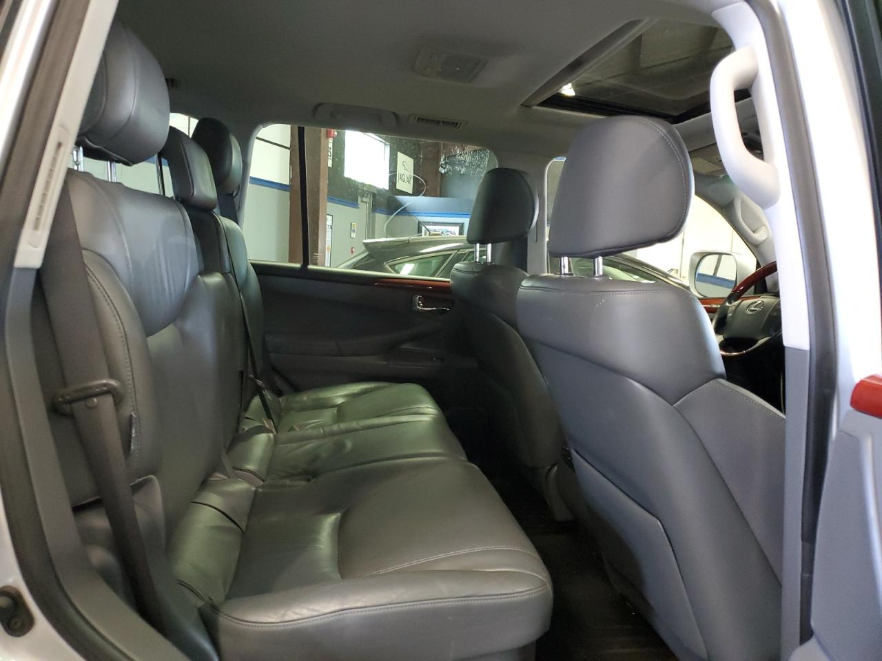 JTJHY00W384001435 2008 Lexus Lx 570